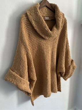 POL Oversized Cowl Neck Sweater – Size Small